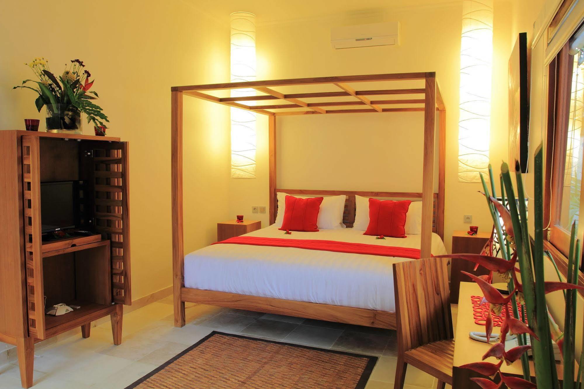 Resor Rouge Bali - Llounge Bar, Villas&spa